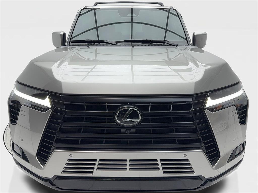 used 2025 Lexus GX 550 car, priced at $89,990