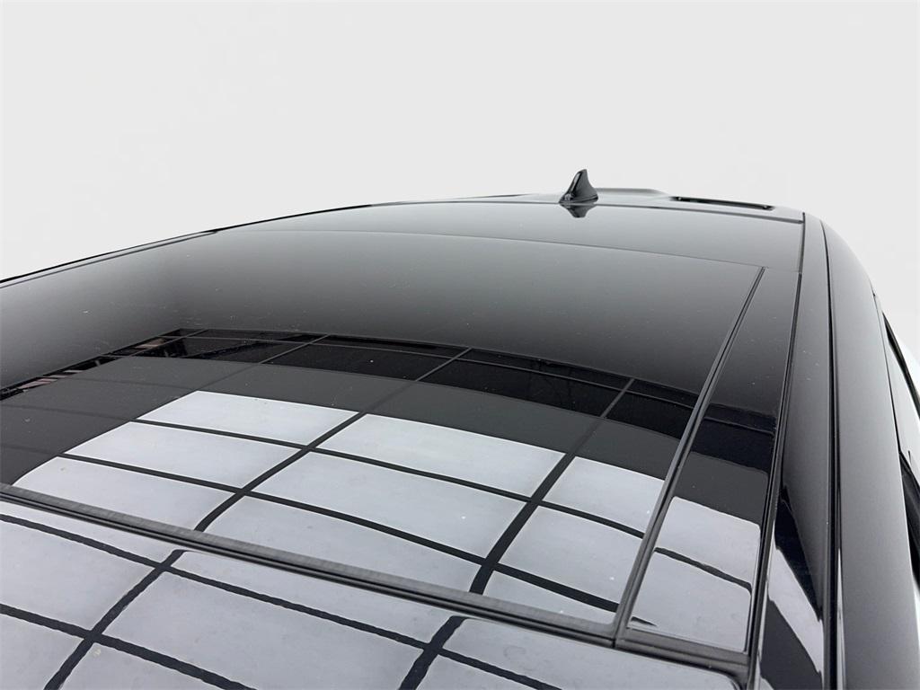 used 2025 Land Rover Range Rover Velar car, priced at $48,990