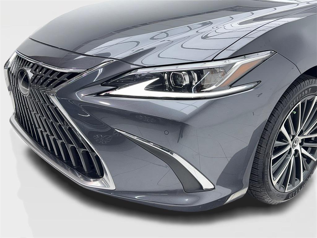 used 2023 Lexus ES 350 car, priced at $35,390