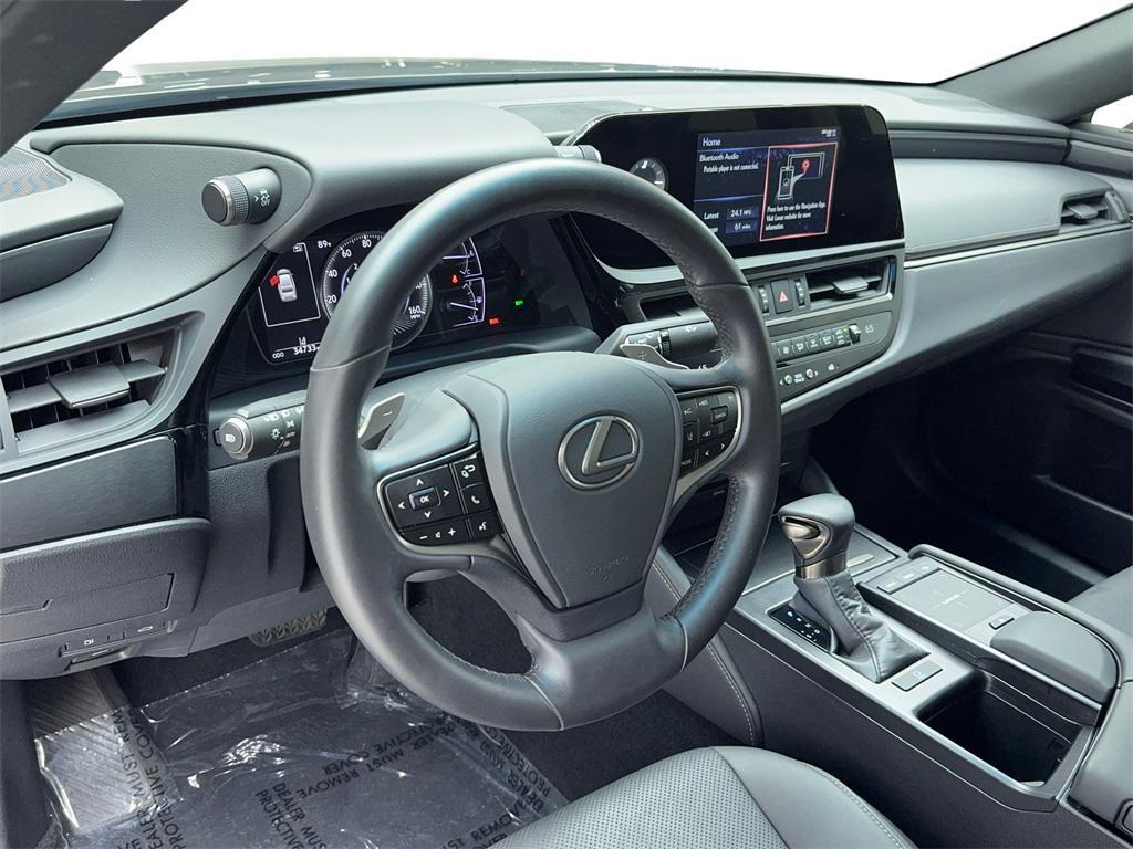 used 2022 Lexus ES 350 car, priced at $33,490