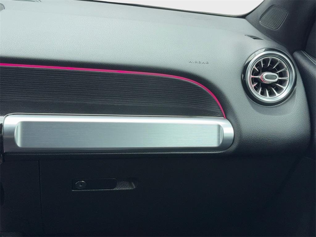 used 2020 Mercedes-Benz GLB 250 car, priced at $21,790