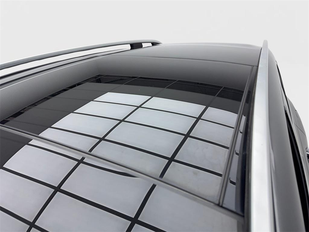 used 2020 Mercedes-Benz GLB 250 car, priced at $21,790