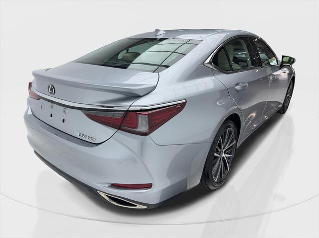 used 2022 Lexus ES 350 car, priced at $33,880