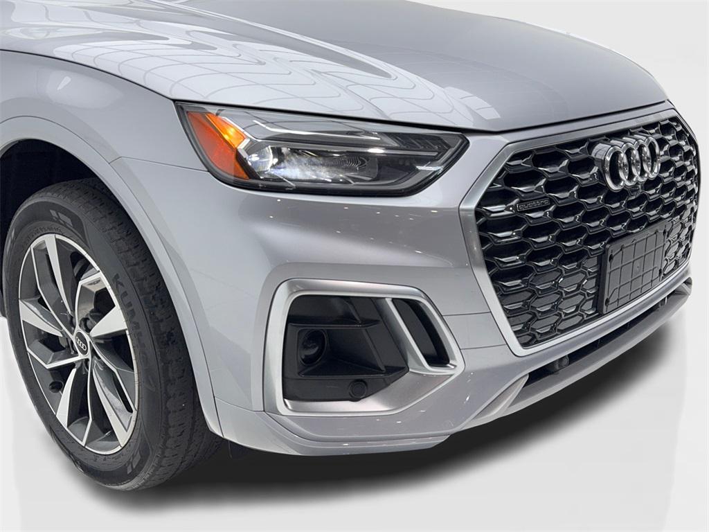 used 2022 Audi Q5 car, priced at $30,490
