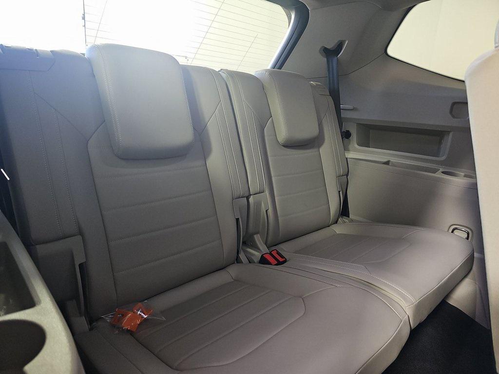 used 2025 Volkswagen Atlas car, priced at $38,880