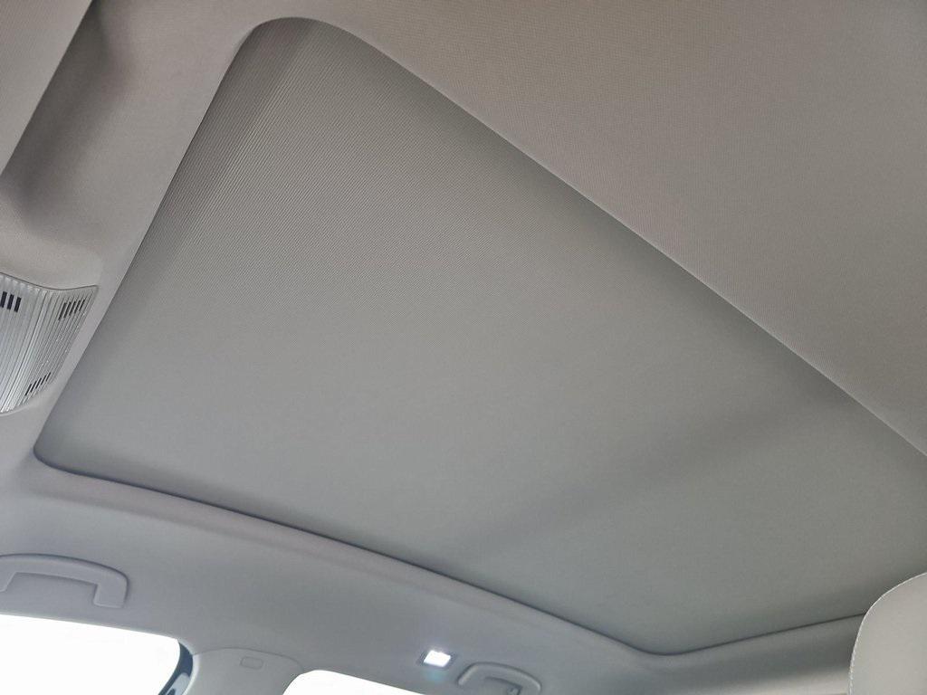 used 2025 Volkswagen Atlas car, priced at $38,880