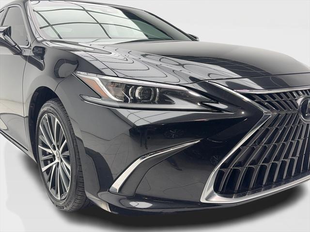 used 2022 Lexus ES 350 car, priced at $35,490