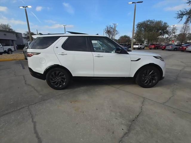 used 2022 Land Rover Discovery car, priced at $34,490