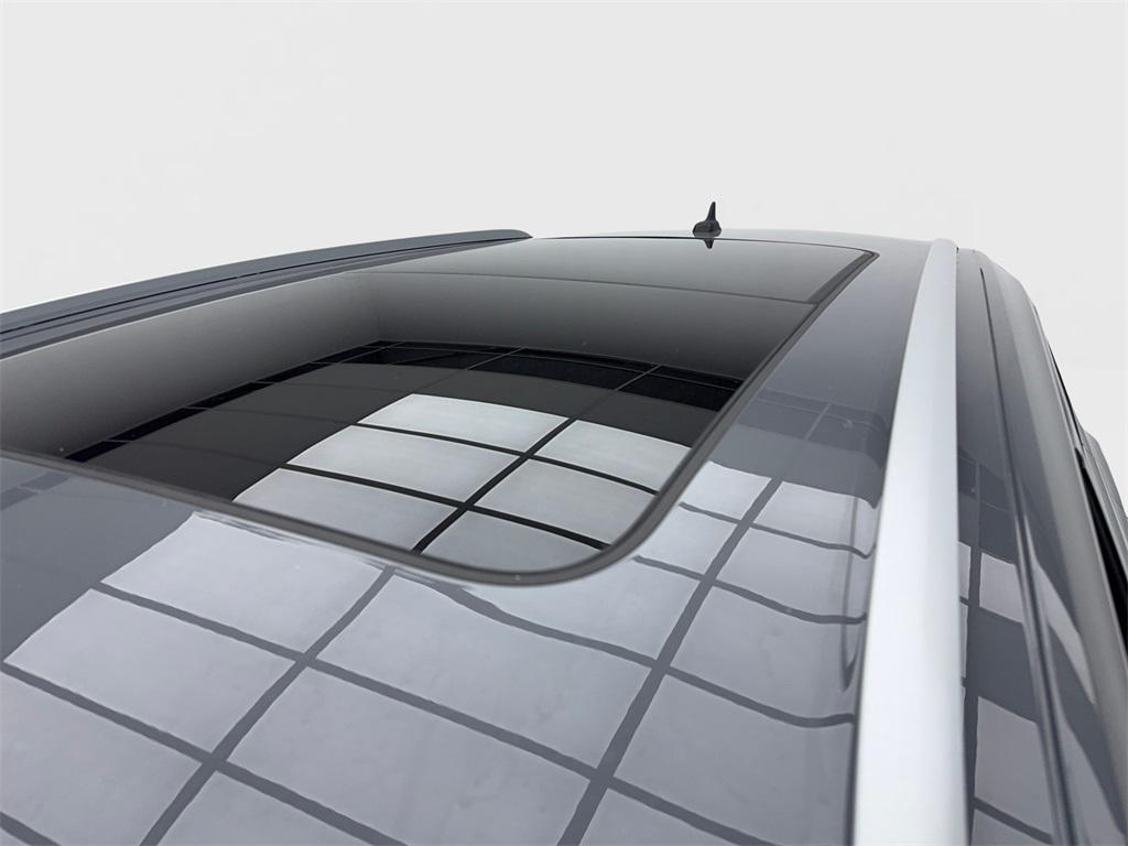 used 2021 Volkswagen Atlas Cross Sport car, priced at $19,490