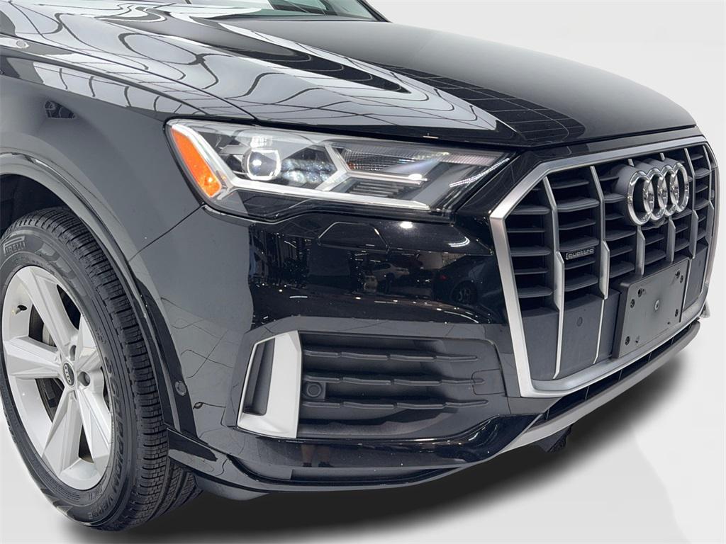 used 2021 Audi Q7 car, priced at $28,880