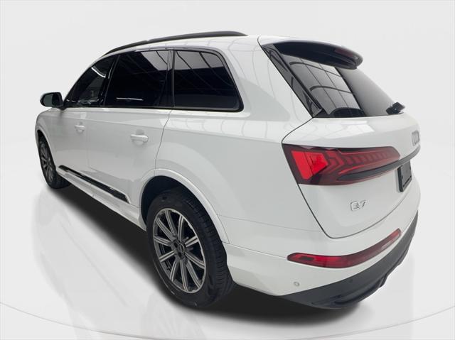 used 2024 Audi Q7 car, priced at $49,990