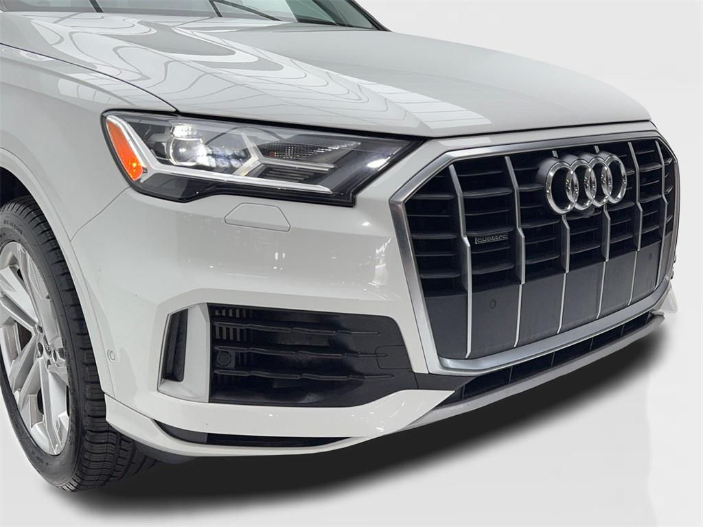 used 2022 Audi Q7 car, priced at $32,490