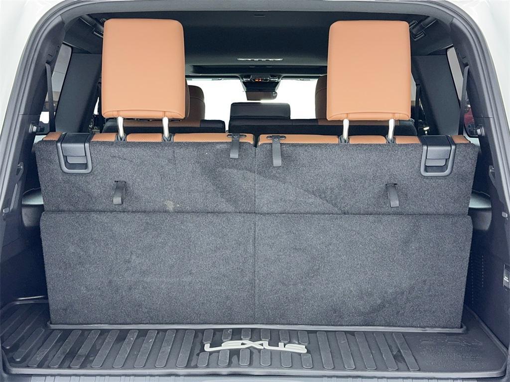 used 2025 Lexus GX 550 car, priced at $87,880