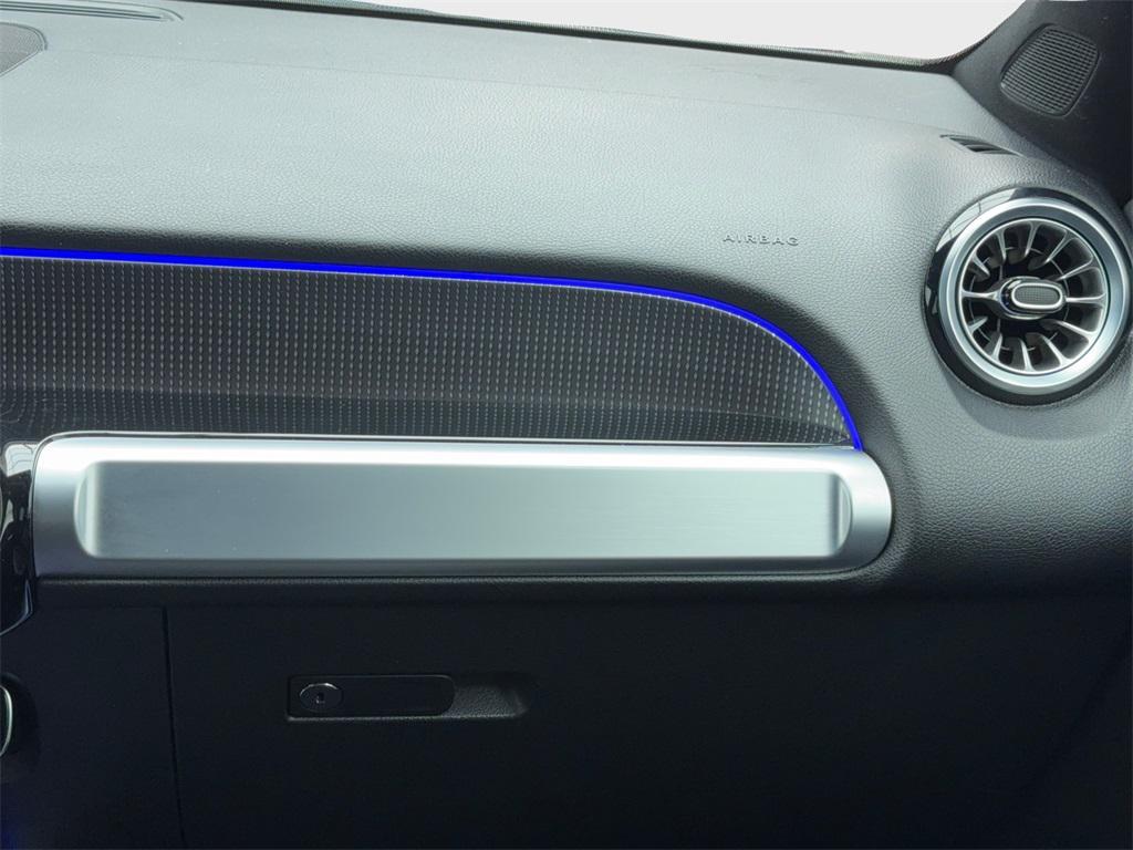 used 2022 Mercedes-Benz GLB 250 car, priced at $24,490