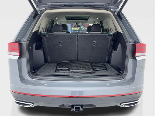 used 2025 Volkswagen Atlas car, priced at $42,380