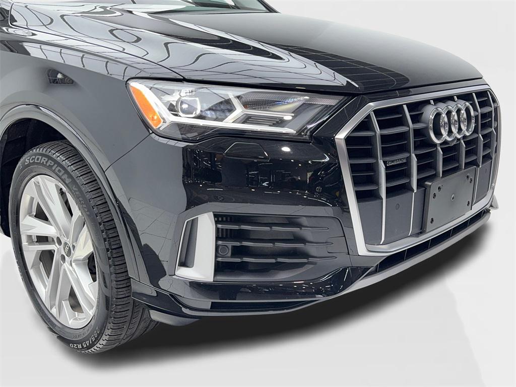 used 2022 Audi Q7 car, priced at $32,390