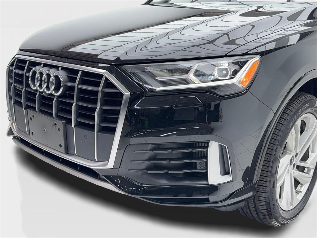 used 2022 Audi Q7 car, priced at $32,390
