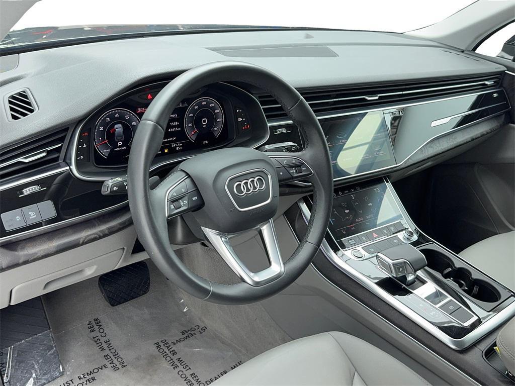 used 2022 Audi Q7 car, priced at $32,390