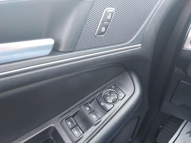used 2022 Ford Edge car, priced at $26,534