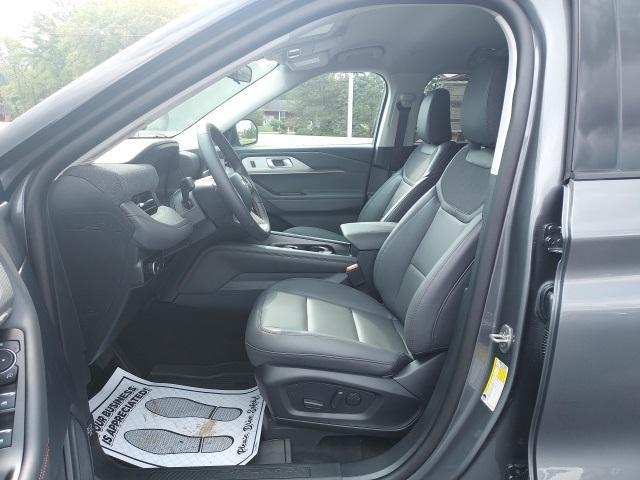 new 2025 Ford Explorer car, priced at $46,081
