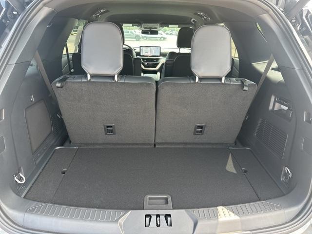 new 2025 Ford Explorer car, priced at $55,182