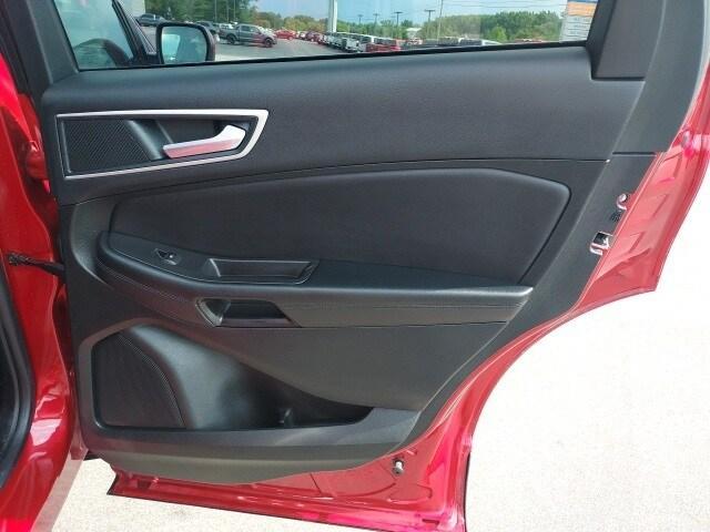used 2022 Ford Edge car, priced at $22,134