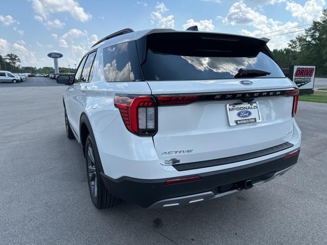new 2025 Ford Explorer car, priced at $45,404