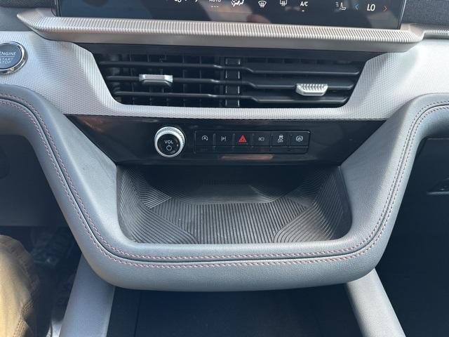 new 2025 Ford Explorer car, priced at $45,404