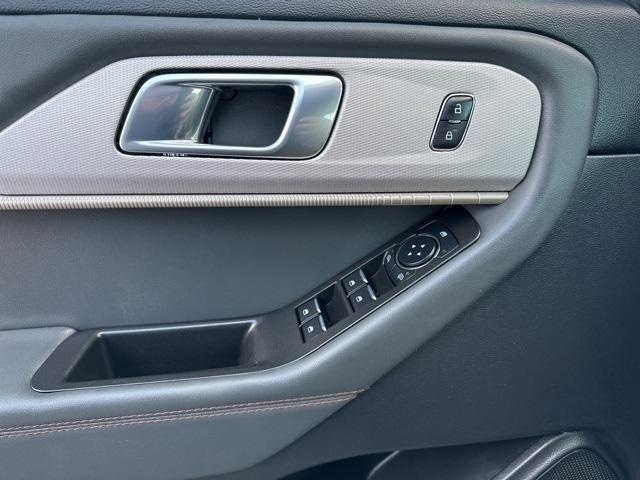 new 2025 Ford Explorer car, priced at $45,404