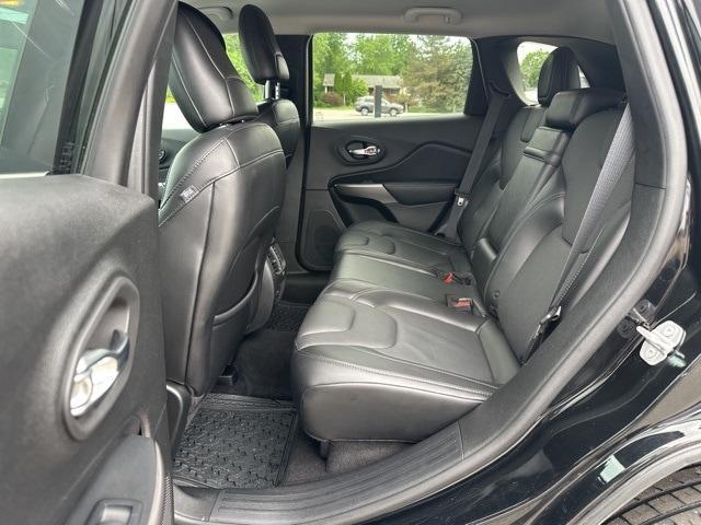 used 2019 Jeep Cherokee car, priced at $18,046