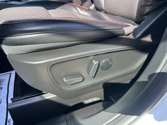 used 2023 Ford Escape car, priced at $25,914