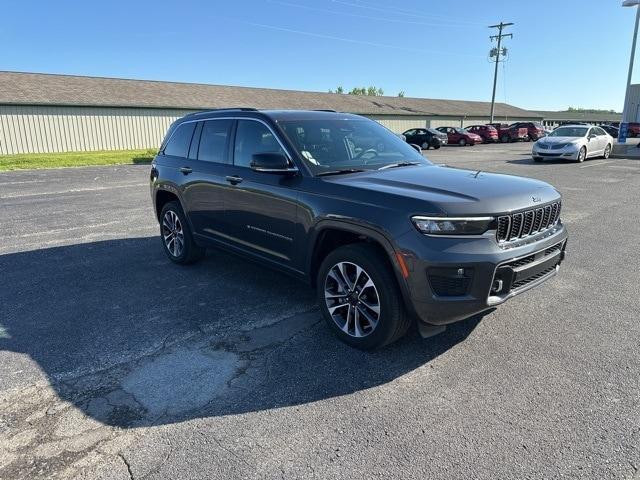 used 2022 Jeep Grand Cherokee car, priced at $40,102