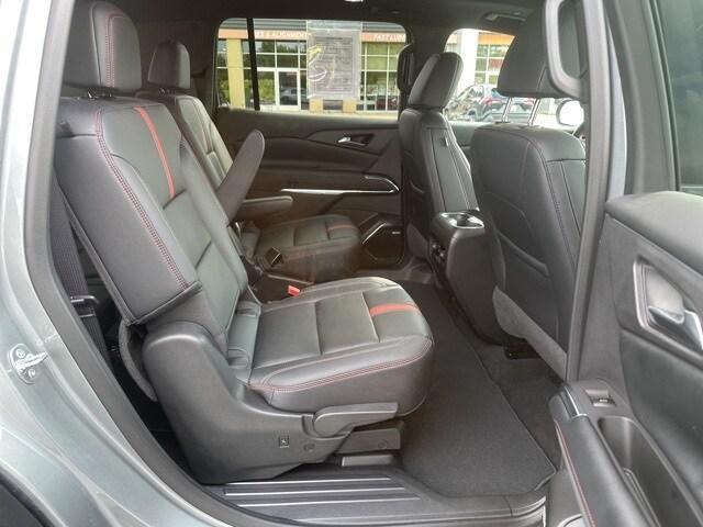 used 2025 Chevrolet Traverse car, priced at $53,197