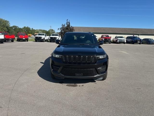 used 2023 Jeep Grand Cherokee car, priced at $33,506