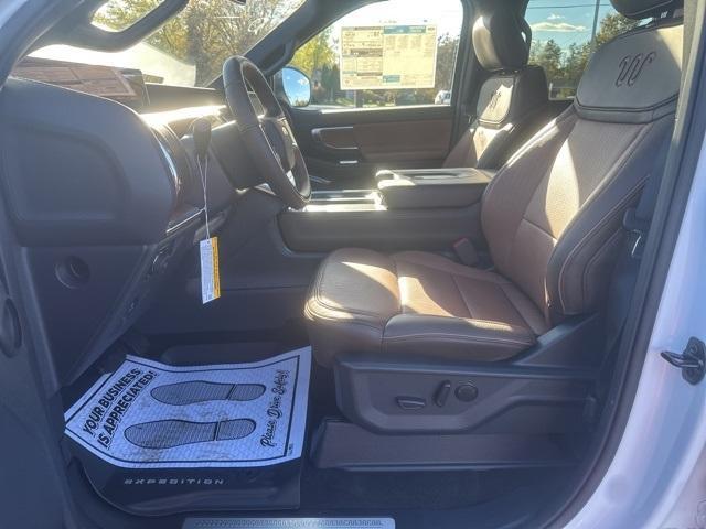 new 2025 Ford Expedition car, priced at $80,310