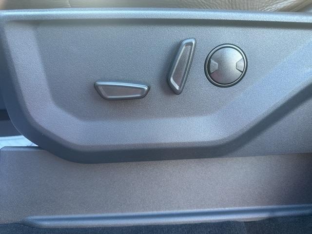 new 2025 Ford Expedition car, priced at $80,310