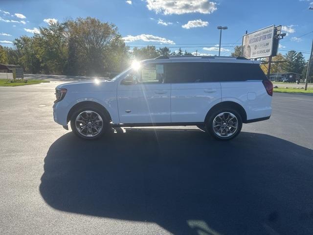 new 2025 Ford Expedition car, priced at $80,310