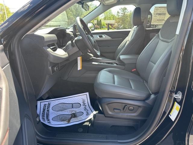 new 2025 Ford Explorer car, priced at $45,458