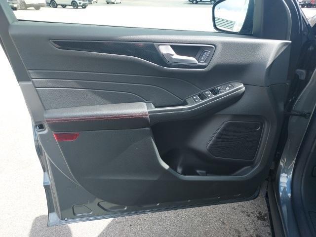 new 2025 Ford Escape car, priced at $33,271