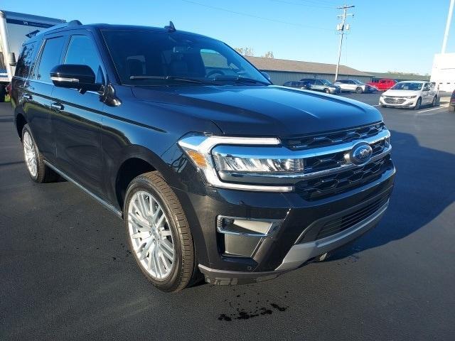 used 2024 Ford Expedition car, priced at $57,982