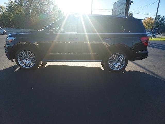 used 2024 Ford Expedition car, priced at $57,982