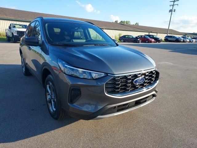 new 2025 Ford Escape car, priced at $33,613