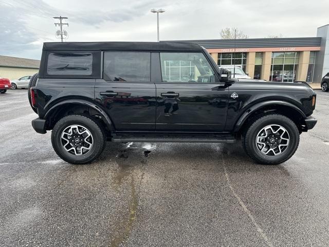 new 2024 Ford Bronco car, priced at $50,477