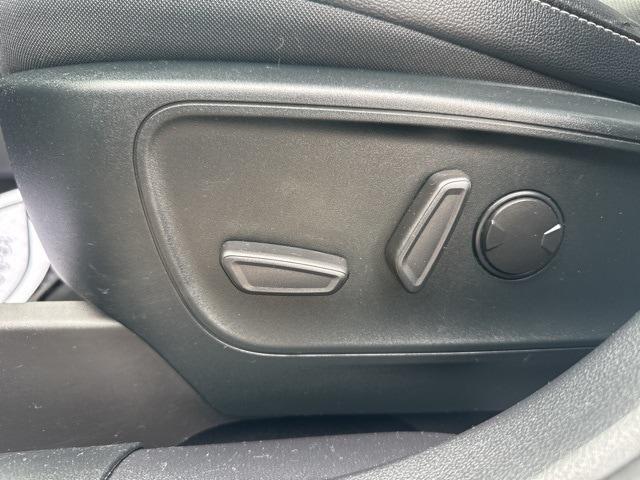 used 2022 Ford Escape car, priced at $22,094