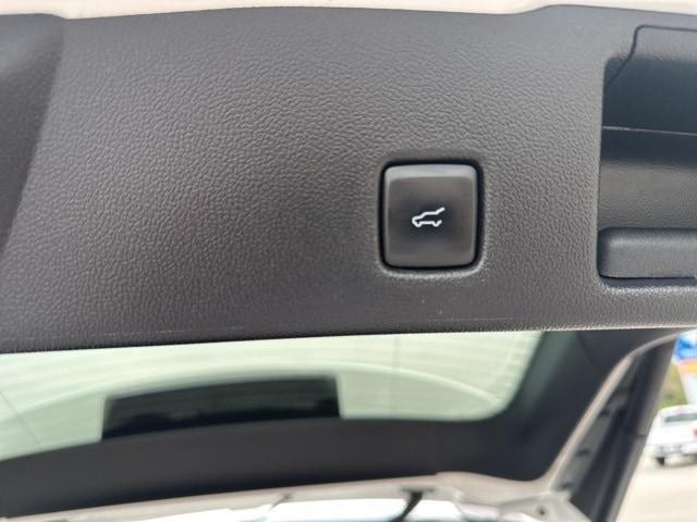 used 2022 Ford Escape car, priced at $22,094