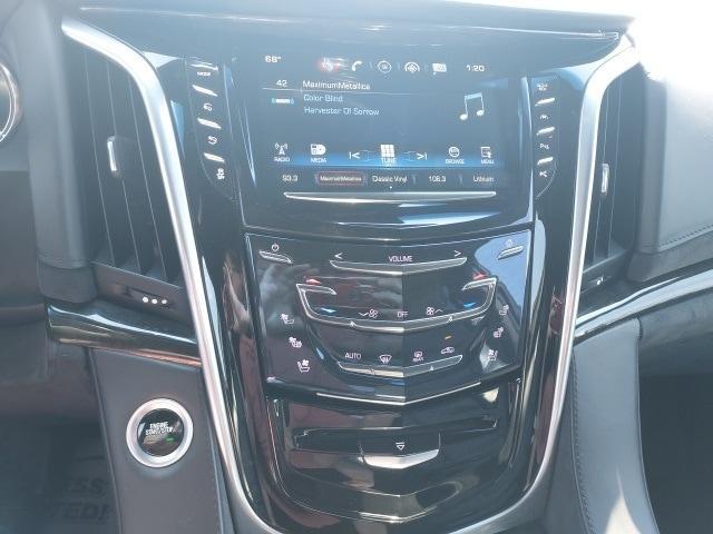 used 2019 Cadillac Escalade car, priced at $34,992