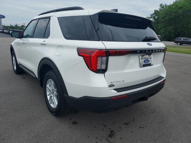 new 2025 Ford Explorer car
