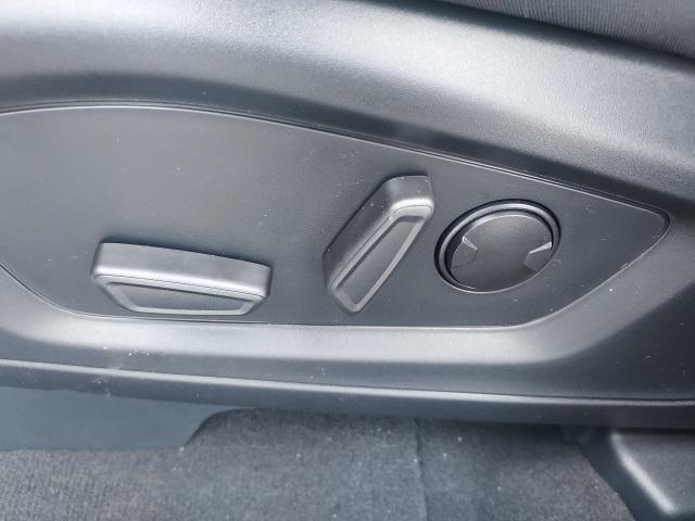 new 2025 Ford Explorer car