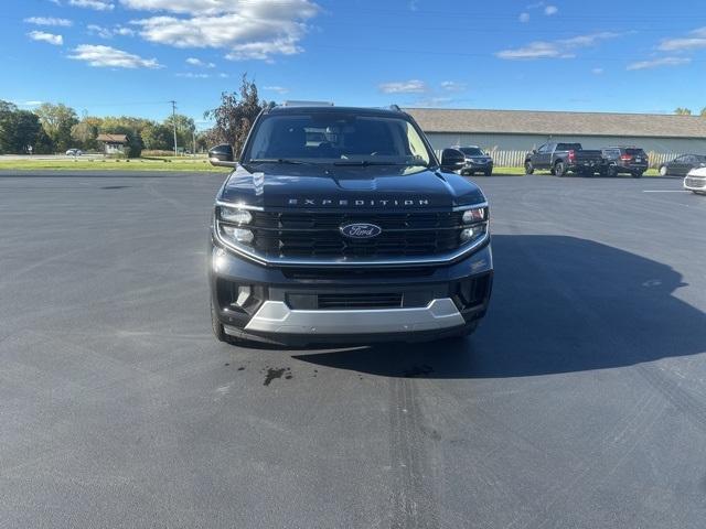 new 2025 Ford Expedition car, priced at $74,401