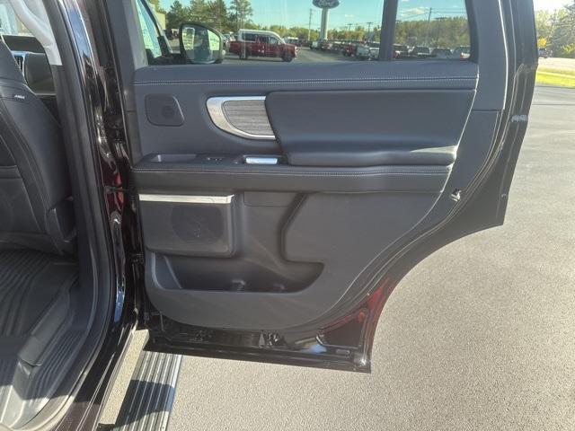 new 2025 Ford Expedition car, priced at $74,401